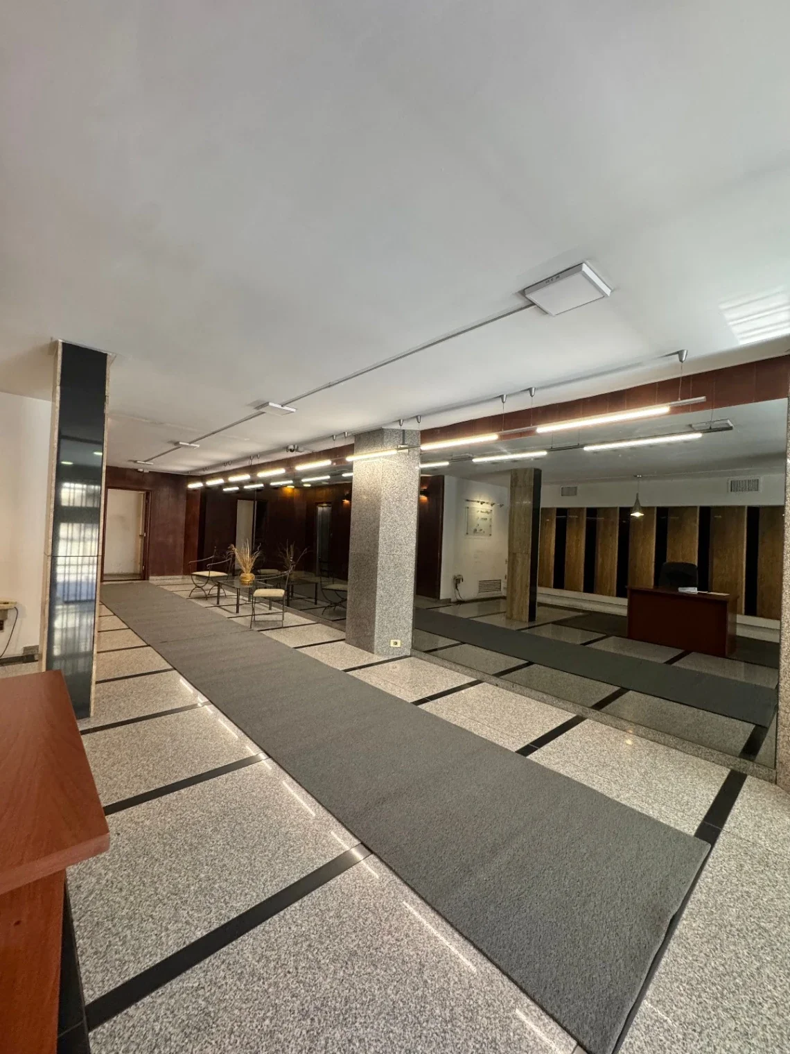 Oficina en Venta - Una oportunidad estratégica para invertir en Ciudad Vieja - Imagen 5