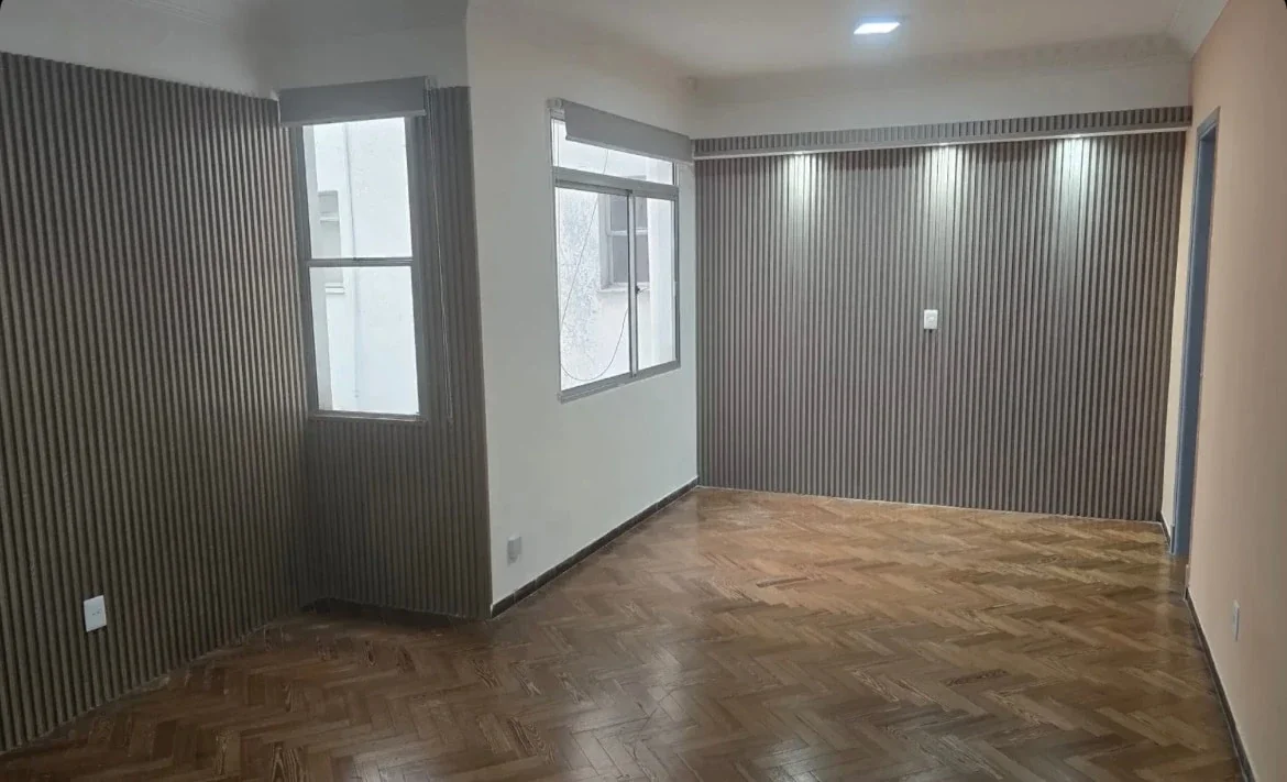 Apartamento 2  dormitorios con terraza en Centro - Imagen 2