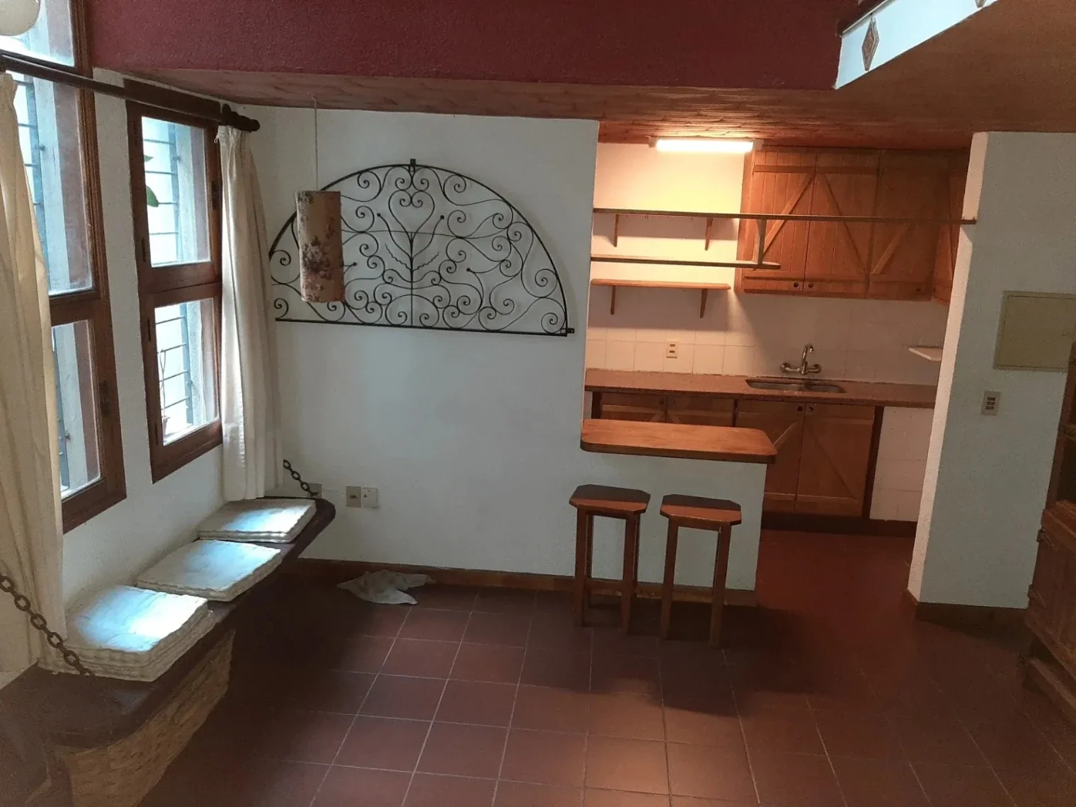 ALQUILER DUPLEX 1 DORMITORIO COCHERA PARQUE RODO - Imagen 1