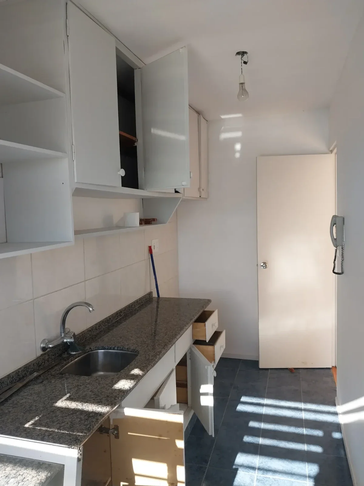 Apartamento en alquiler c/ cochera en Pocitos - Imagen 5