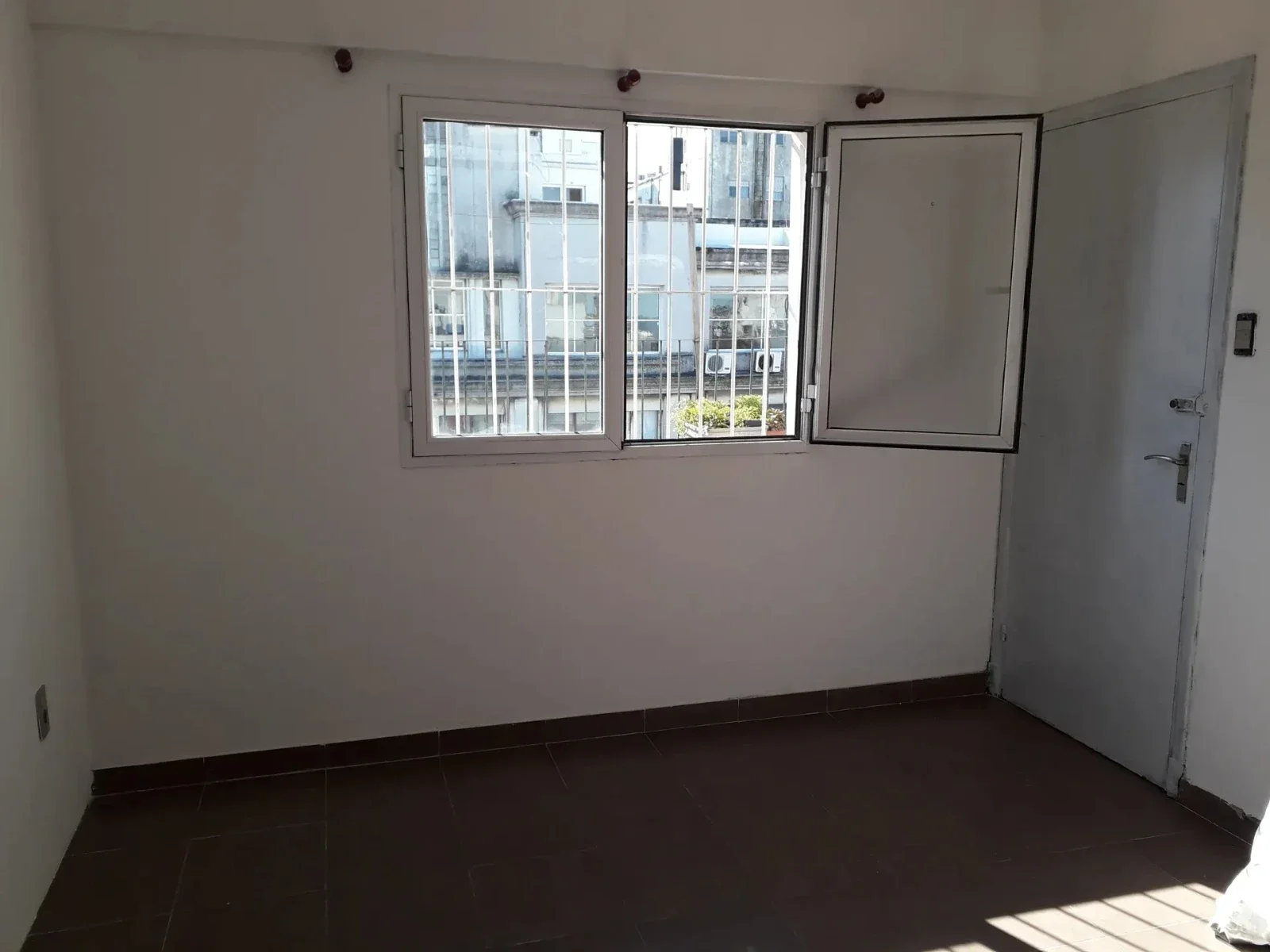ALQUILER APARTAMENTO 1 DORMITORIO TERRAZA CENTRO - Imagen 4