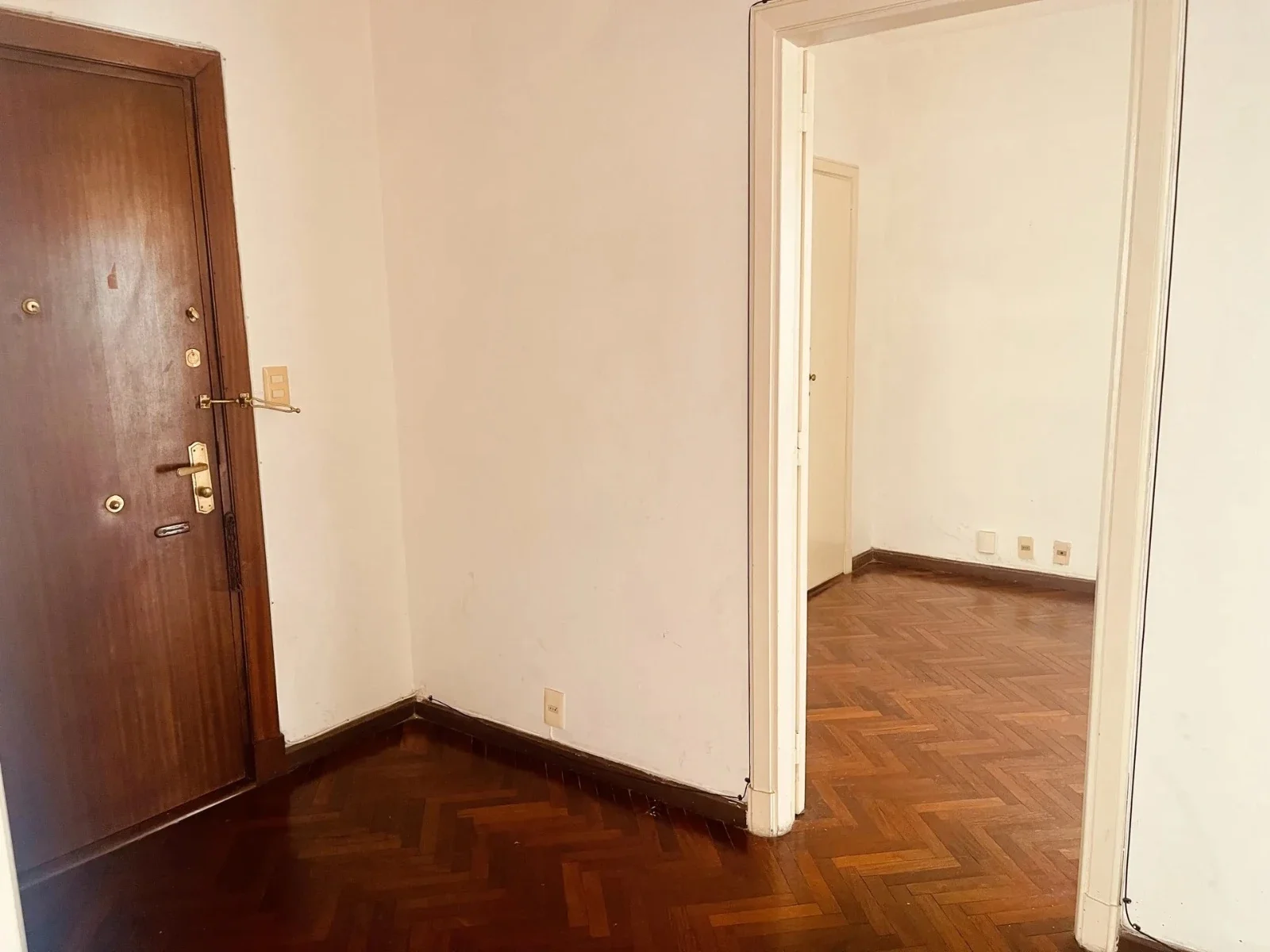 ALQUILER apartamento de 4 dormitorios en Cordon con cochera - Imagen 4