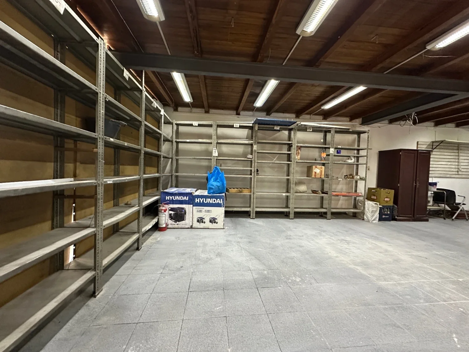 ALQUILER local comercial en el Centro - Imagen 4