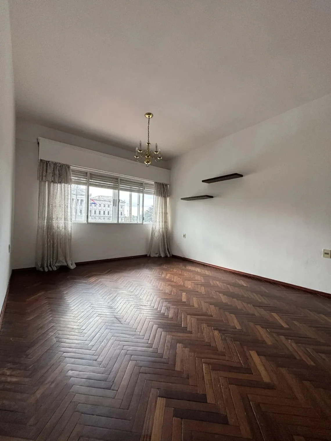ALQUILER APARTAMENTO 4 DORMITORIOS 2 BAÑOS PORTERO 24HS. AGUADA - Imagen 4