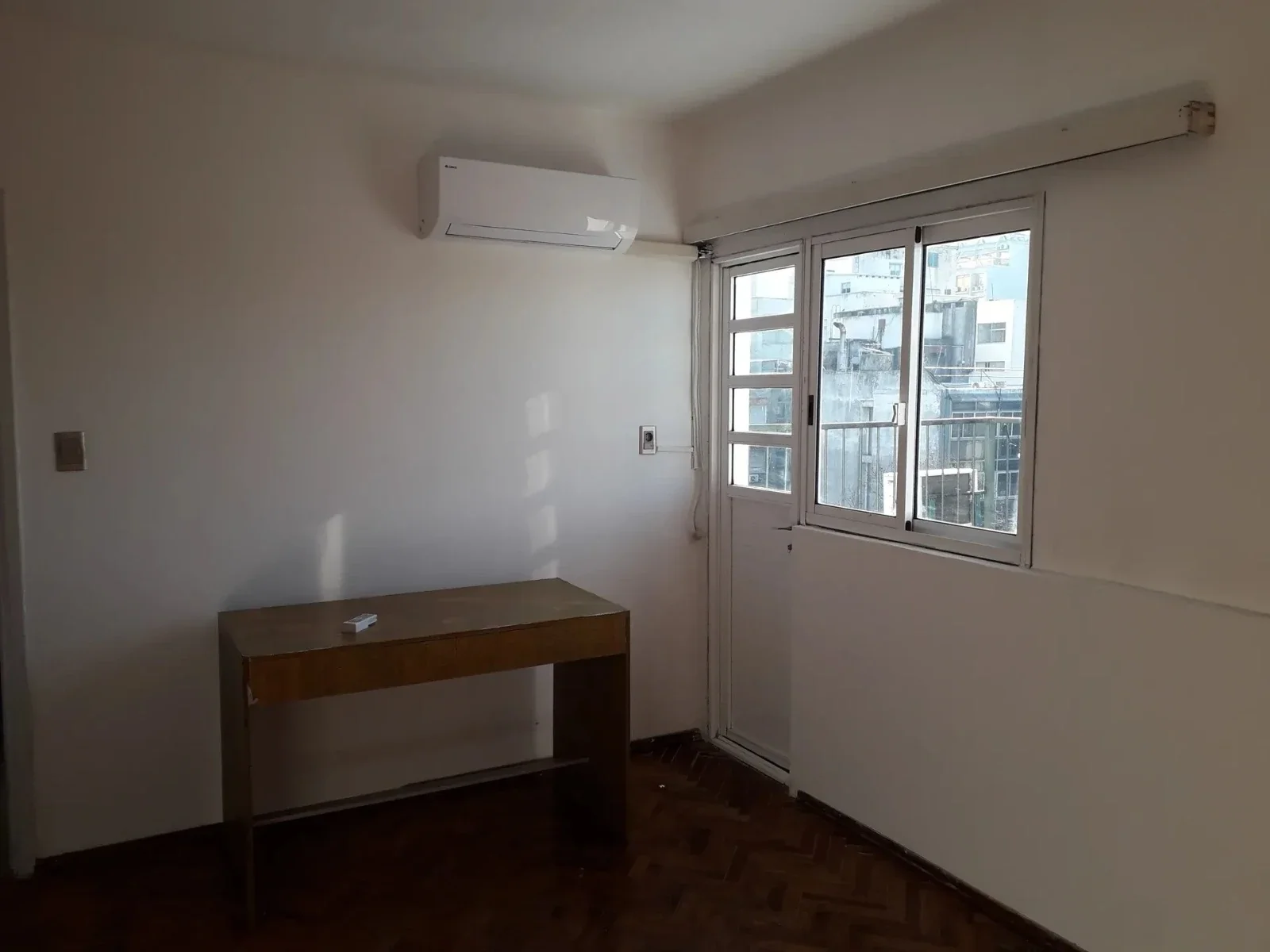 ALQUILER APARTAMENTO 1 DORMITORIO TERRAZA CENTRO - Imagen 3