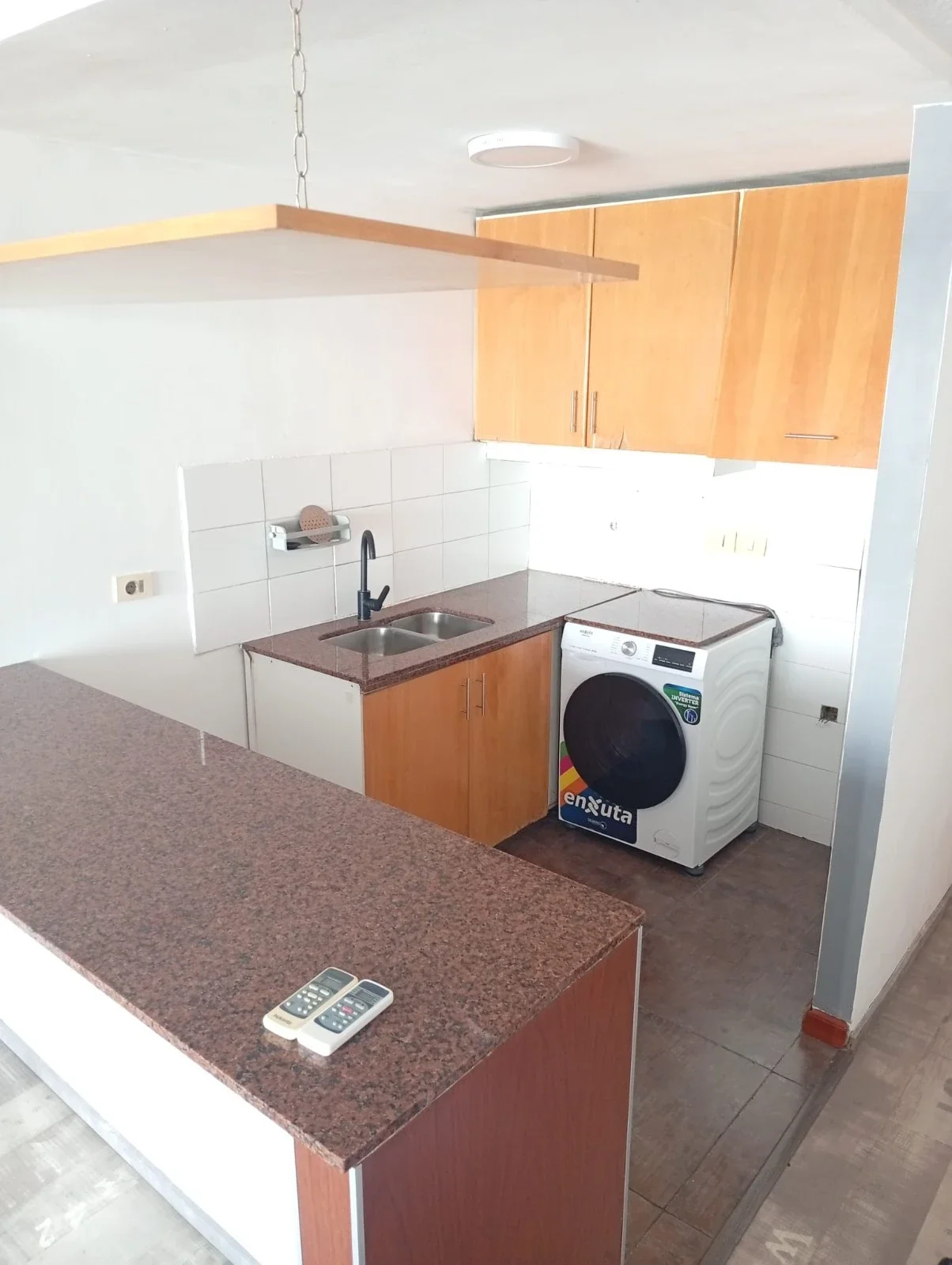 ALQUILER/ APARTAMENTO 1 DORMITORIO/ COCHERA/ BALCON/ PUNTA CARRETAS - Imagen 3