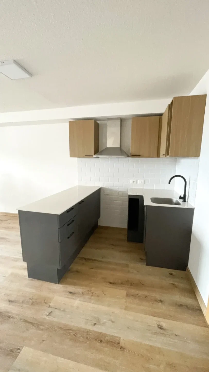 Apartamento en alquiler c/ cochera en Cordón - Imagen 4