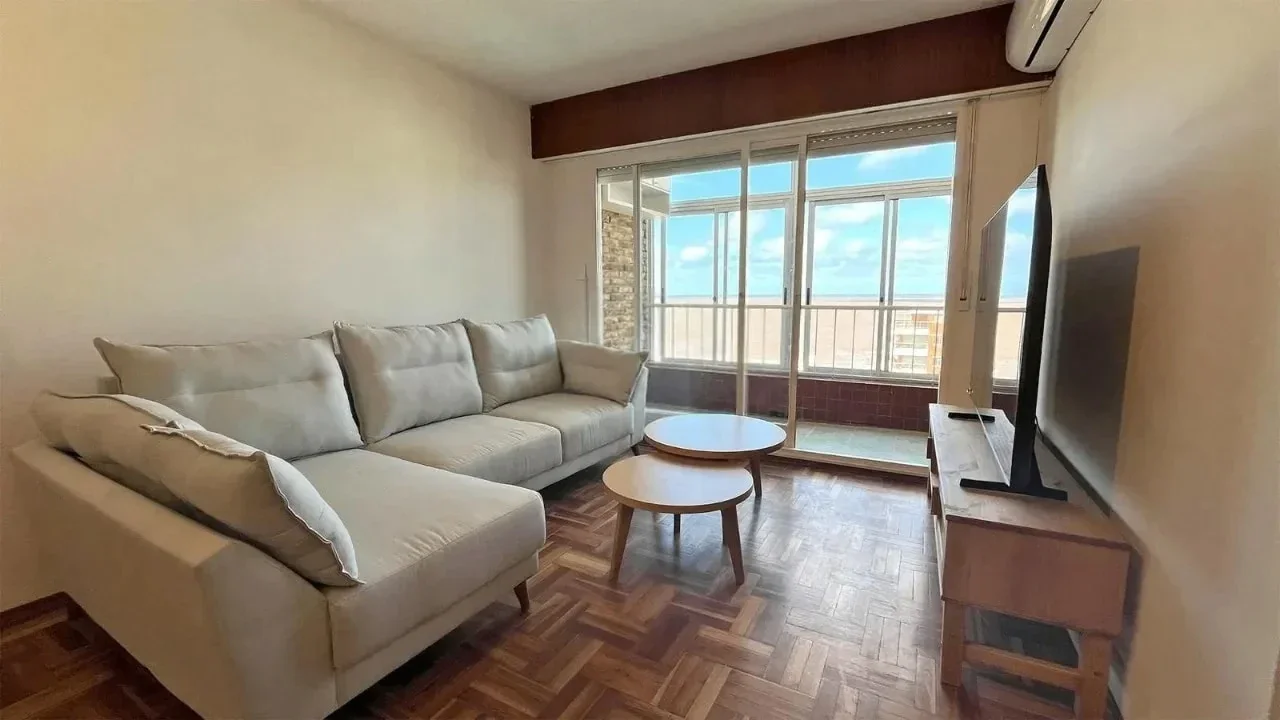 Apartamento en alquiler en Malvin - Imagen 1