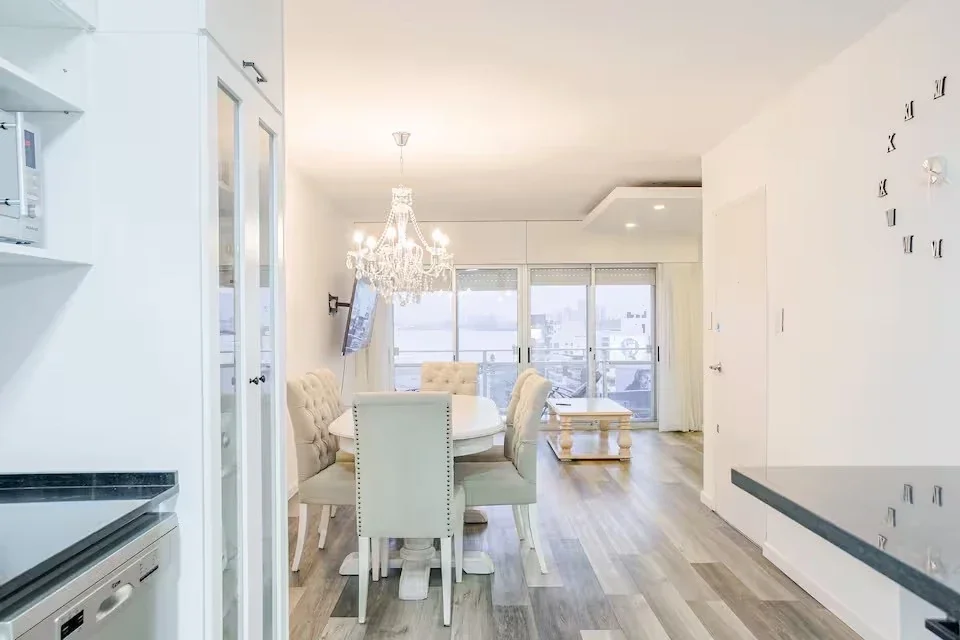 ALQUILER apartamento amoblado de 3 dormitorios, cochera y balcon en Malvin - Imagen 3