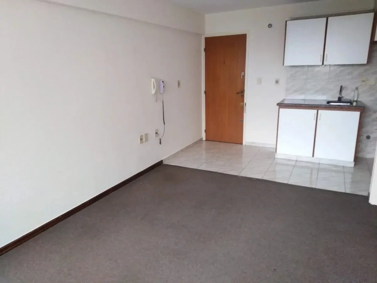 ALQUILER apartamento de 1 dormitorio en Tres Cruces - Imagen 2