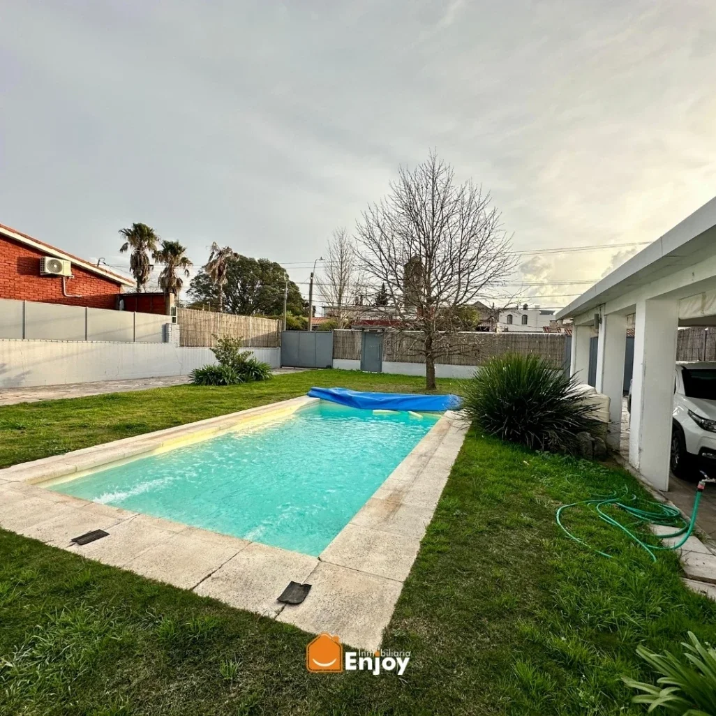 Casa en venta c/ cochera en Bella Italia - Imagen 2