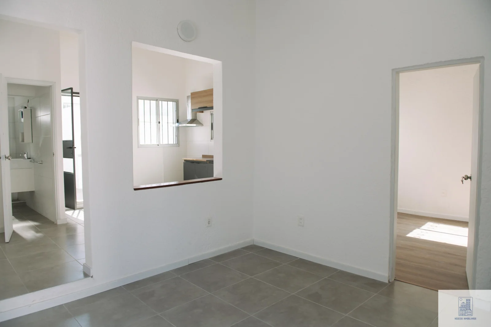 Casa en alquiler en La Teja!! - Imagen 2