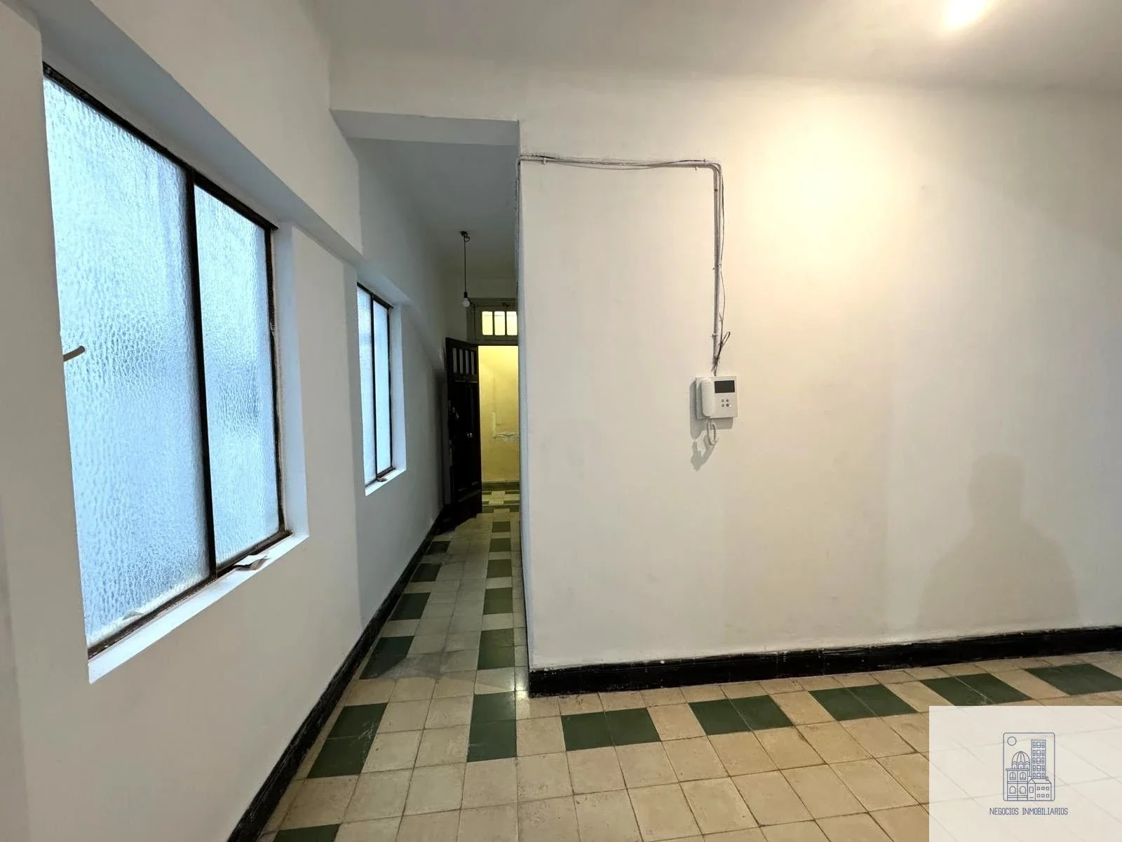 Amplio apartamento frente a plaza independencia !! - Imagen 3