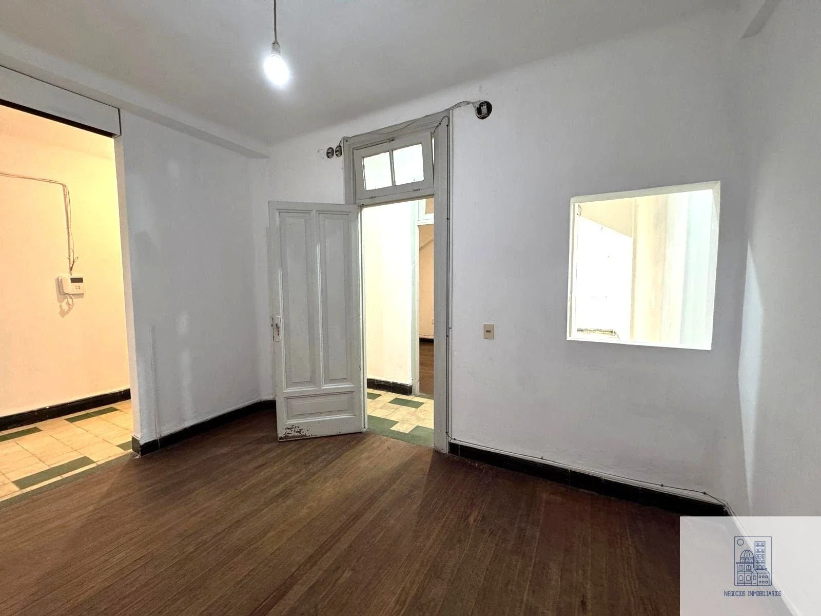 Amplio apartamento frente a plaza independencia !! - Imagen 1