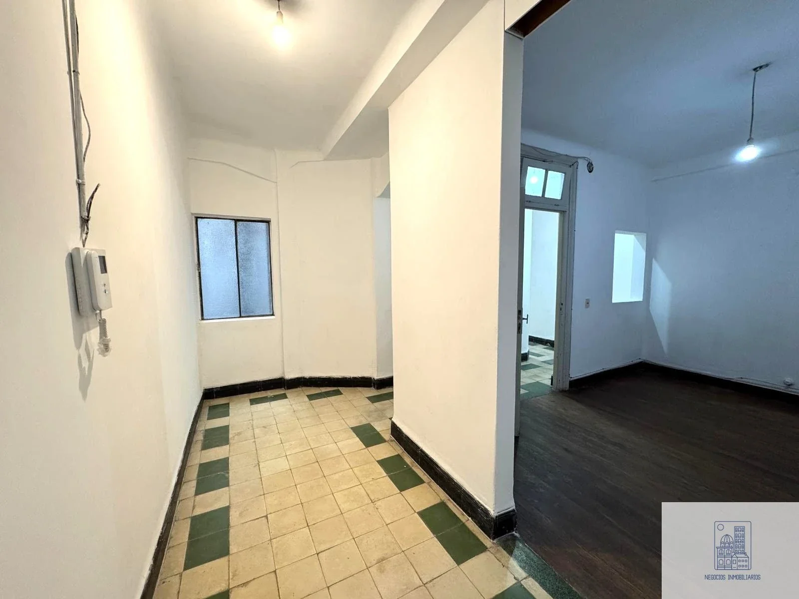 Amplio apartamento frente a plaza independencia !! - Imagen 5