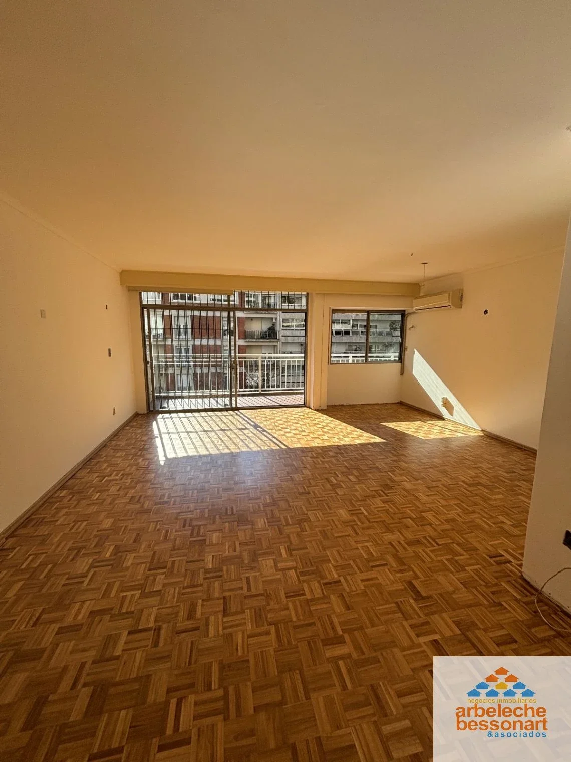 Apartamento en alquiler c/ cochera en Pocitos - Imagen 4
