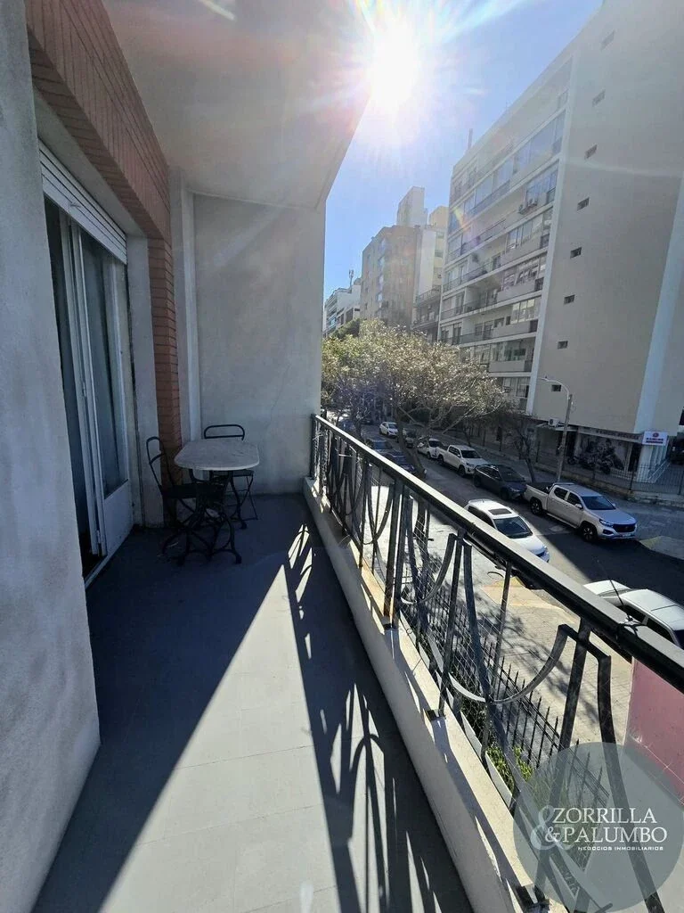 Apartamento de 4 dormitorios, 3 baños y terraza en Pocitos ! - Imagen 5