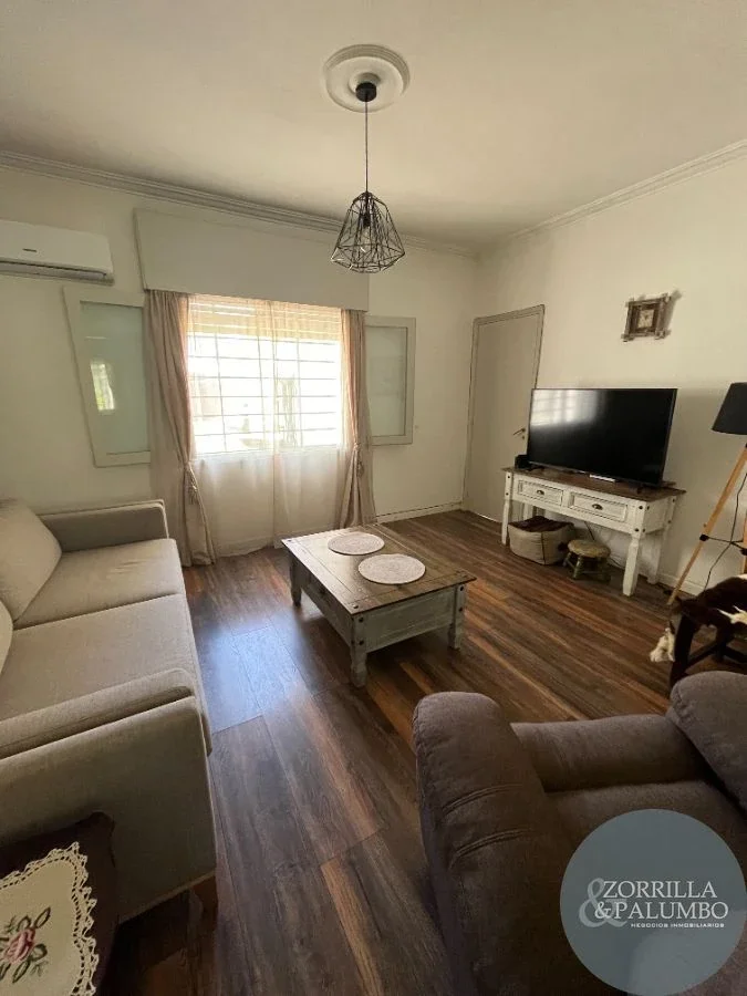 Excelente opcion en el Prado!! Casa 4 dorm, 3 baños y fondo verde!! - Imagen 3