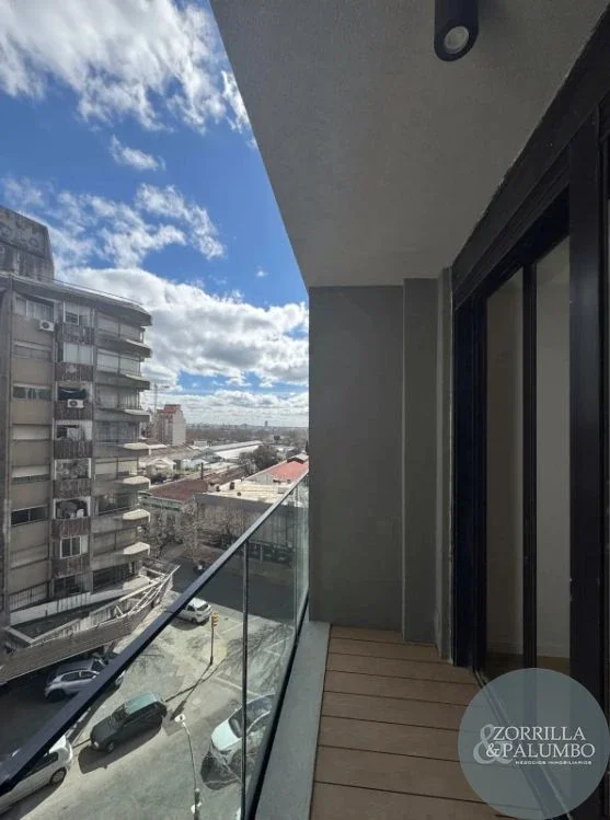 Apartamento en alquiler en Tres Cruces - Imagen 4