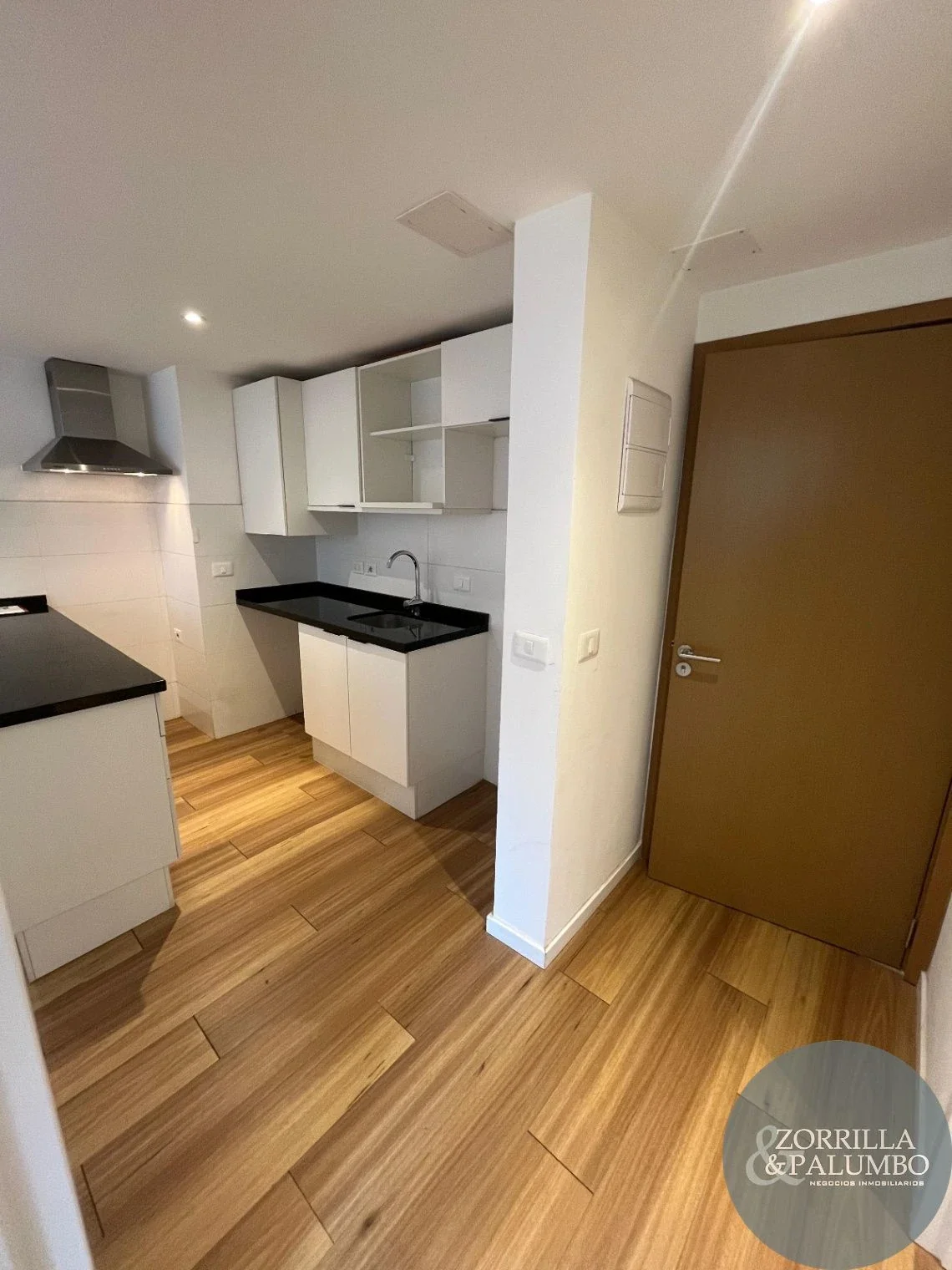 Apartamento de 1 dormitorio en el Centro!! - Imagen 3