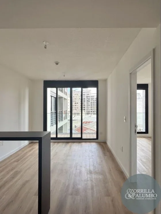 Apartamento en alquiler en Tres Cruces - Imagen 3