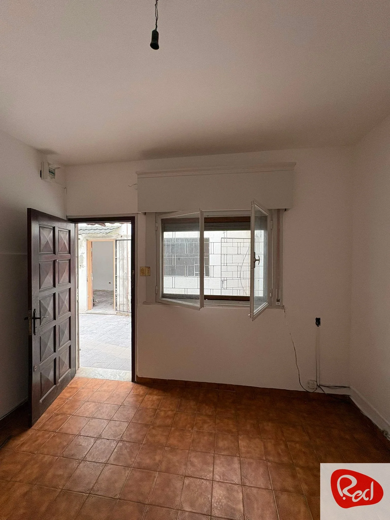 Casa alquiler 1 dormitorio La Blanqueada con patio - Imagen 5