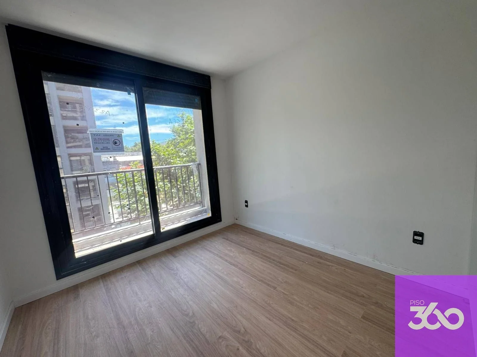Apartamento en venta de 1 dormitorio c/ cochera en Palermo / Cordón - Imagen 2