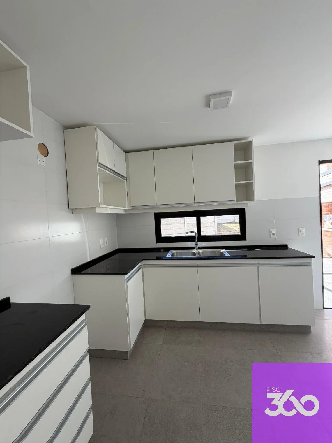 VENTA CASA DE 3 DORMITORIOS EN CIUDAD DE LA COSTA SOLYMAR SUR - Imagen 4