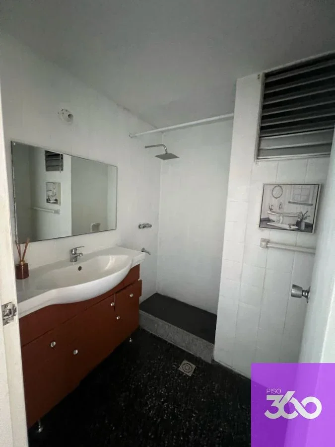 APARTAMENTO DE 3 DORMITORIOS EN VENTA CON TERRAZA Y COCHERA EN POCITOS - Imagen 5