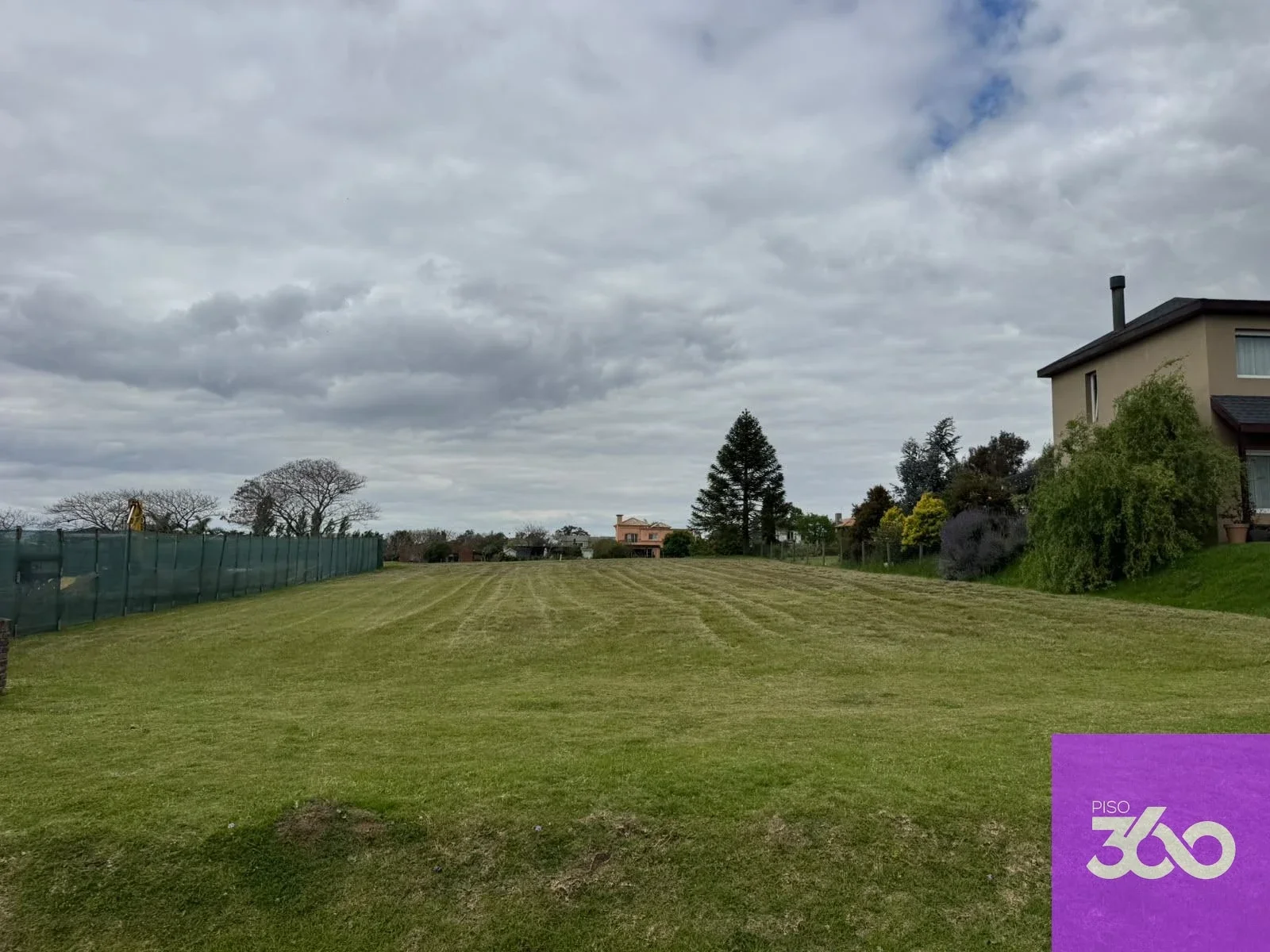 Terreno en Lomas de la Tahona de 1140m2 con hermosas vistas al Golf gran altura - Imagen 3