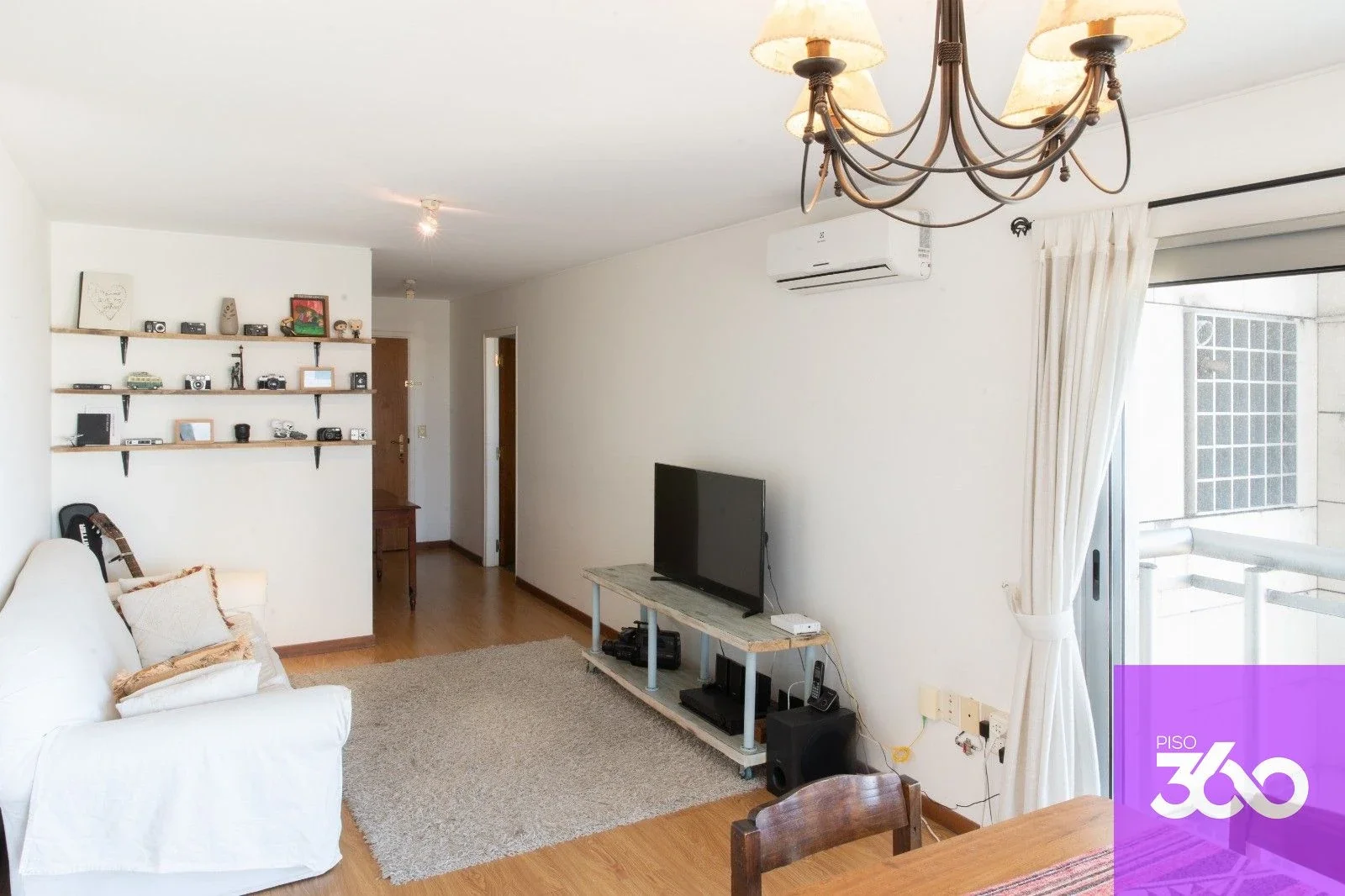 ALQUILER APARTAMENTO 3 DORMITORIOS, 2 BAÑOS, CON COCHERA, POCITOS, MONTEVIDEO - Imagen 2