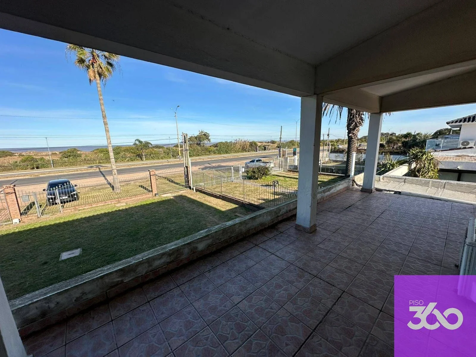 CASA EN VENTA LAGOMAR SUR SOBRE RAMBLA COSTANERA CIUDAD DE LA COSTA - Imagen 2