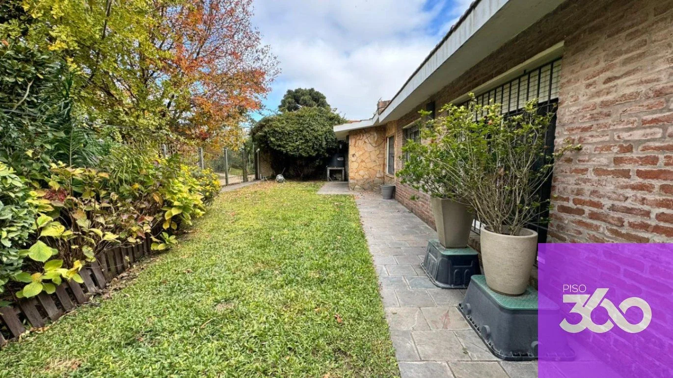 casa en El Pinar de 3 dormitorios y 3 baños con piscina y gran parque - Imagen 2