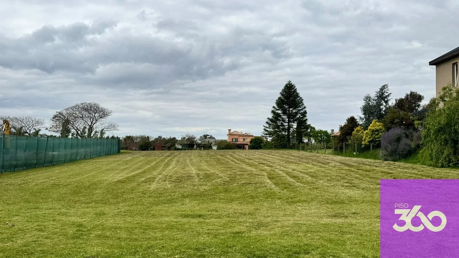 Terreno en Lomas de la Tahona de 1140m2 con hermosas vistas al Golf gran altura - Imagen 2