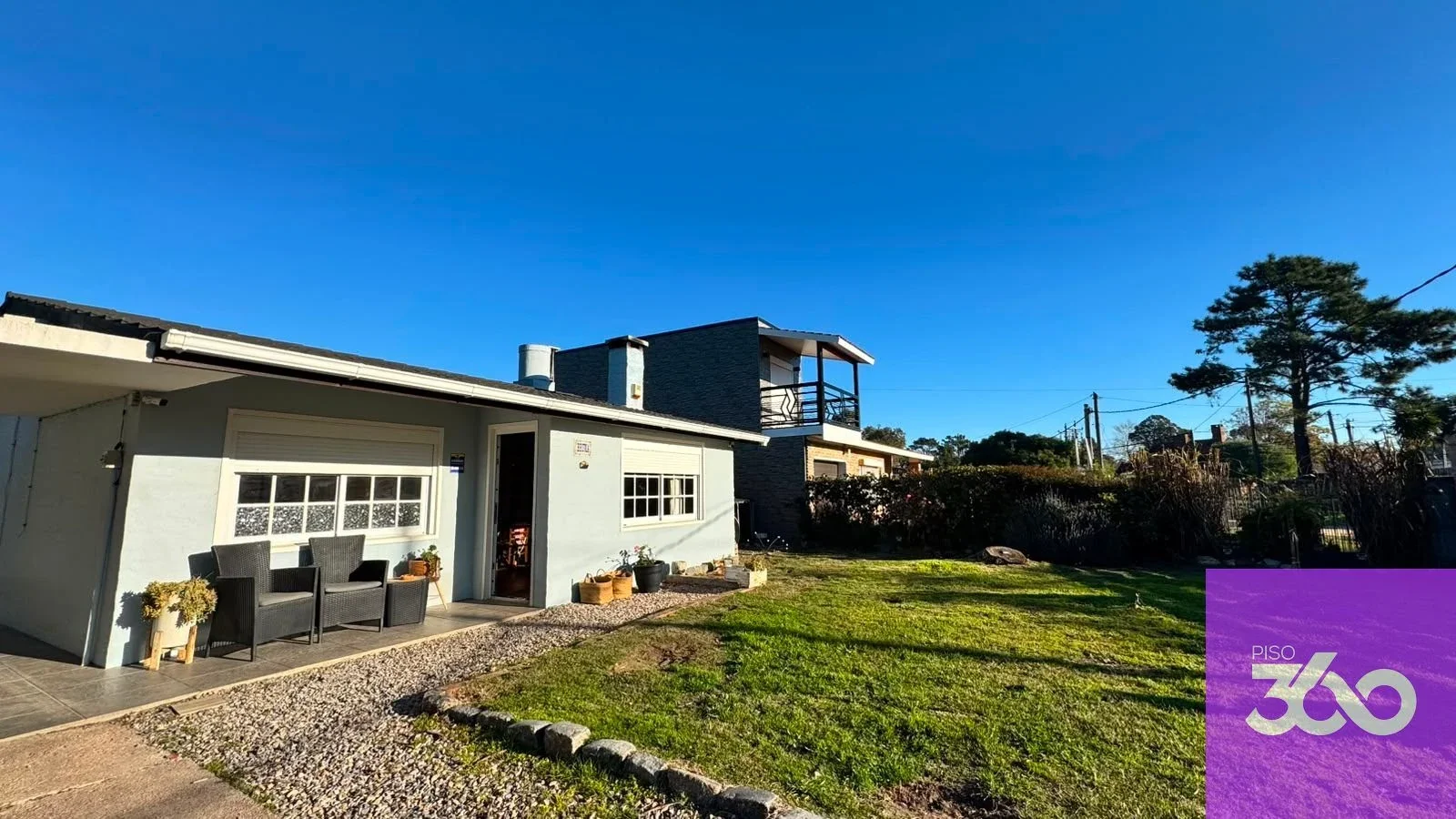 Casa de 2 dormitorios y gran terreno en Lomas de Solymar en padrón único - Imagen 1