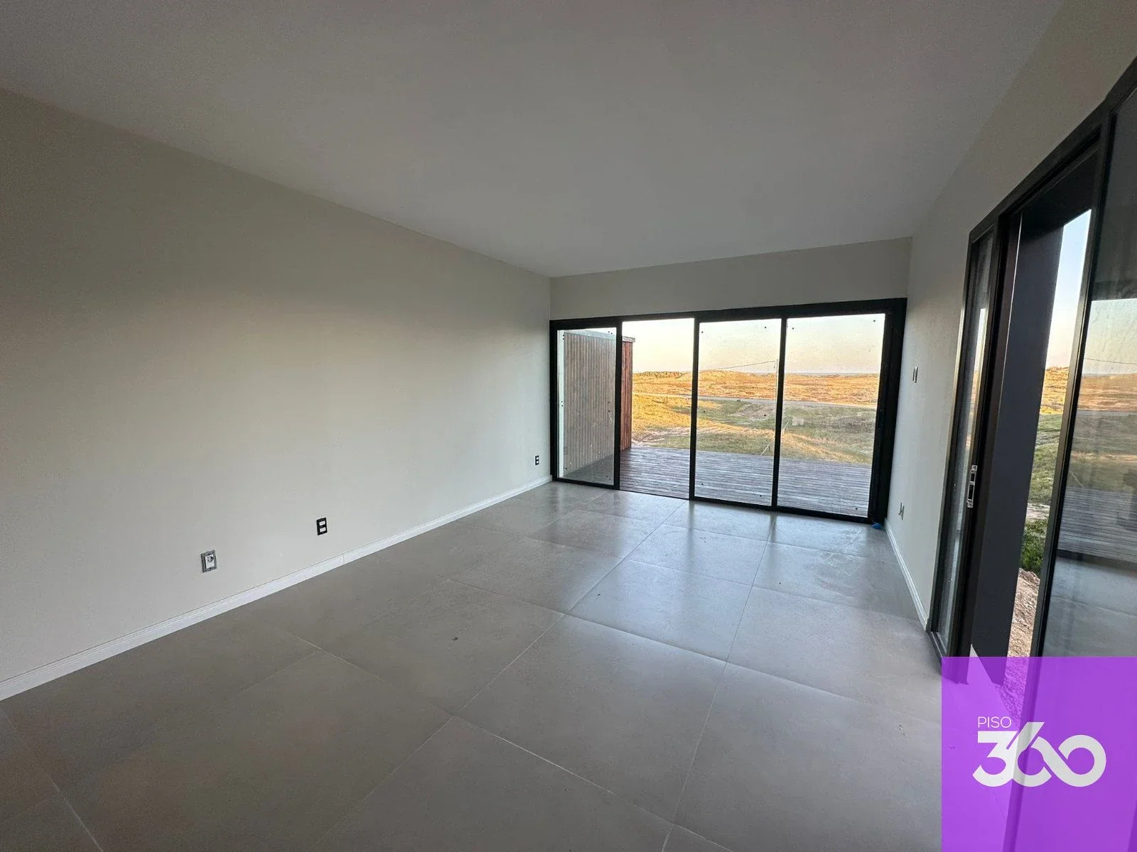 VENTA CASA DE 2 DORMITORIOS EN MALDONADO OCEAN PARK CON VISTA AL MAR - Imagen 5
