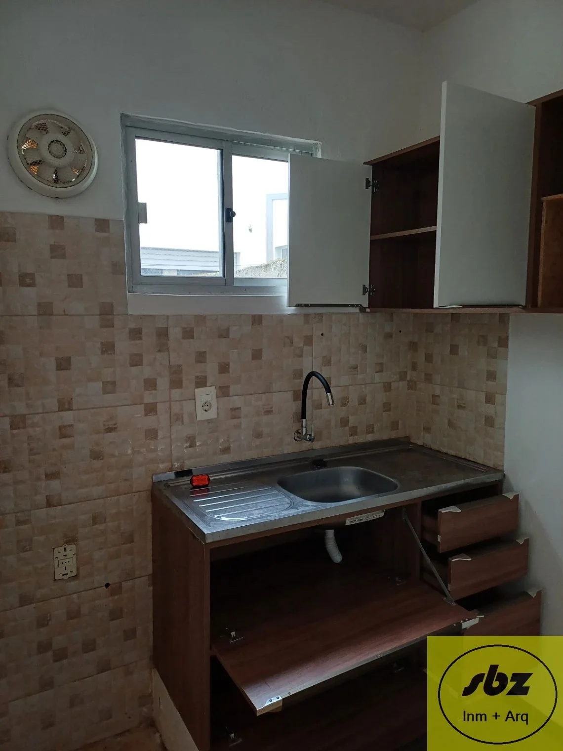 Apartamento en alquiler en La Comercial - Imagen 4