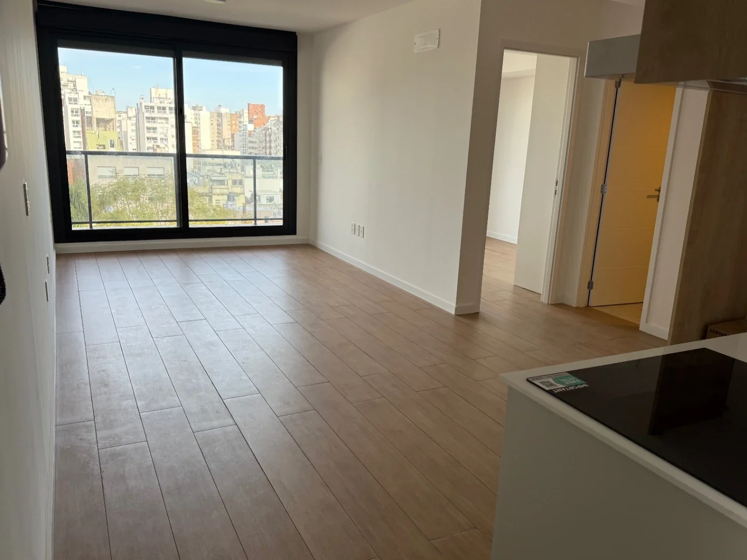 Apartamento en alquiler c/ cochera en Pocitos Nuevo - Imagen 2