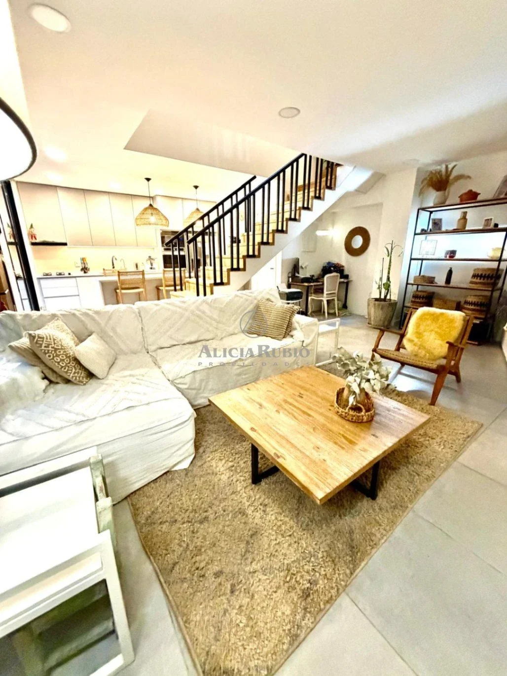 Casa en venta c/ cochera en Pocitos Nuevo - Imagen 1