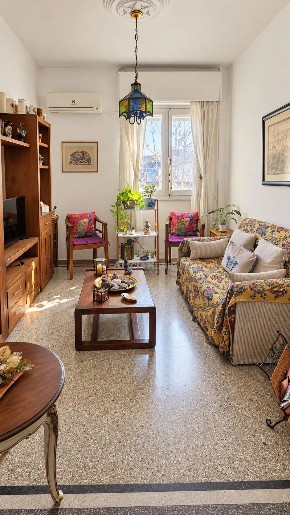 GARIBADI ENTRE REQUENA Y PAULLIER ! ASCENSOR. AMPLIO.  BALCON. 2 DORM + BAÑO+ COC.DEF.MUCHO SOL! GC$4.800 - Imagen 2