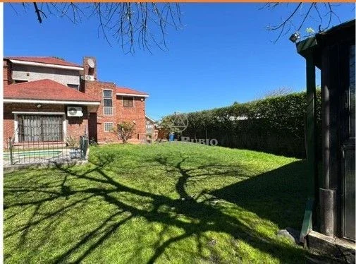 CARRASCO SUR! SARA DE IBAÑEZ 2055 PROX.BOLIVIA Y AV.ITALIA AL SUR. 807 MTS TERR. 292 EDIF. FONDO. BBCOA. PISCINA. - Imagen 2