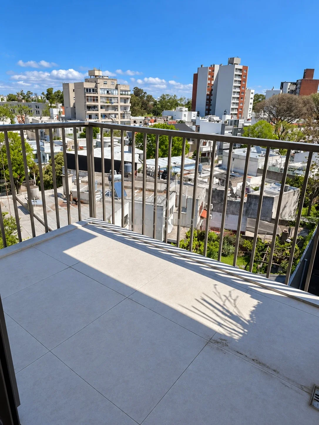 FORESTI PROX GARIBALDI Y AV.ITALIA.(HOSP.CLINICAS) A ESTRENAR! BALCON. MUCHO SOL!C AMENITIES- LEY ANV. - Imagen 3