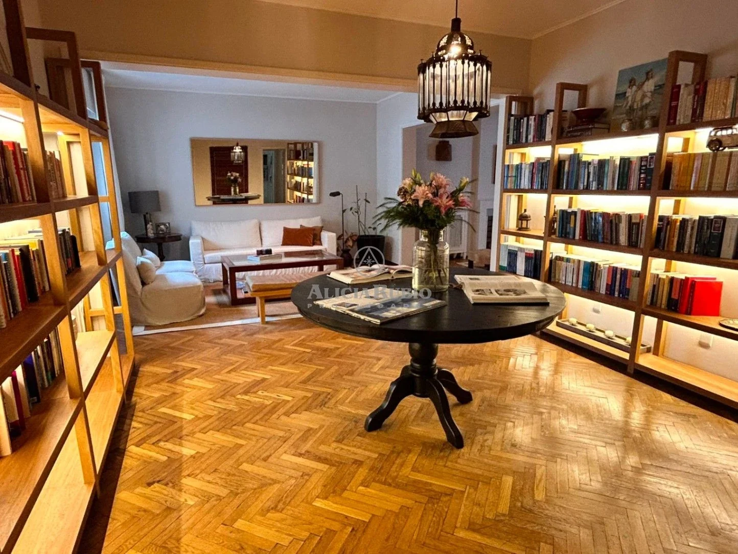 JUAN MARIA PEREZ CASI RAMBLA. DUPLEX. GRAN BBCOA EXCLUSIVA. 3 ESTUFAS LEÑA.  235 MTS EDIF. GJE + ALQ OTRO. - Imagen 5