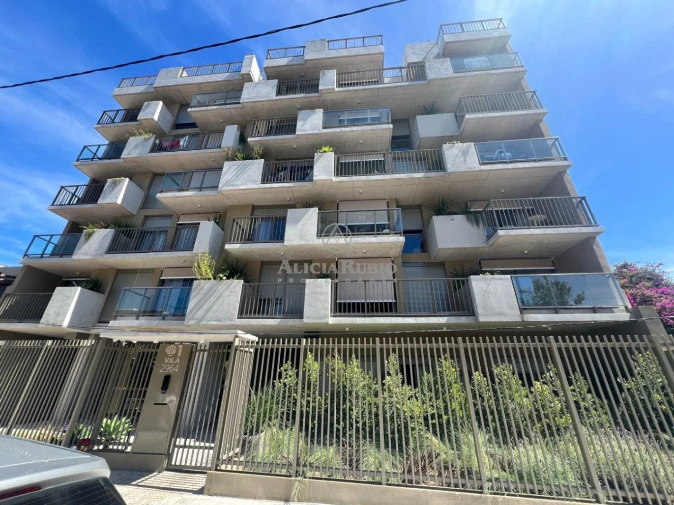 FORESTI PROX GARIBALDI Y AV.ITALIA.(HOSP.CLINICAS) A ESTRENAR! BALCON. MUCHO SOL!C AMENITIES- LEY ANV. - Imagen 1