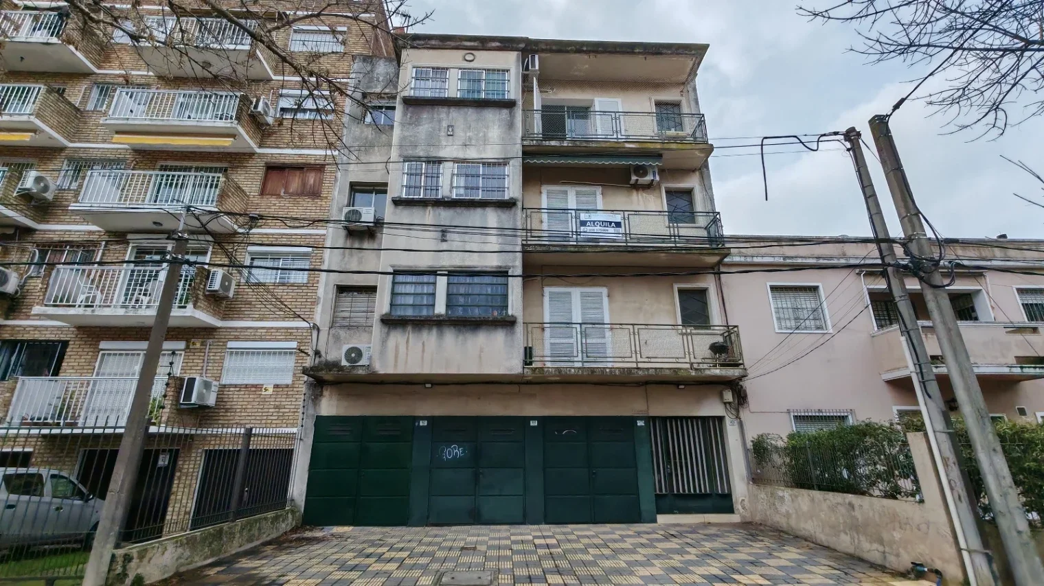 Apartamento en alquiler c/ cochera en Malvin - Imagen 1