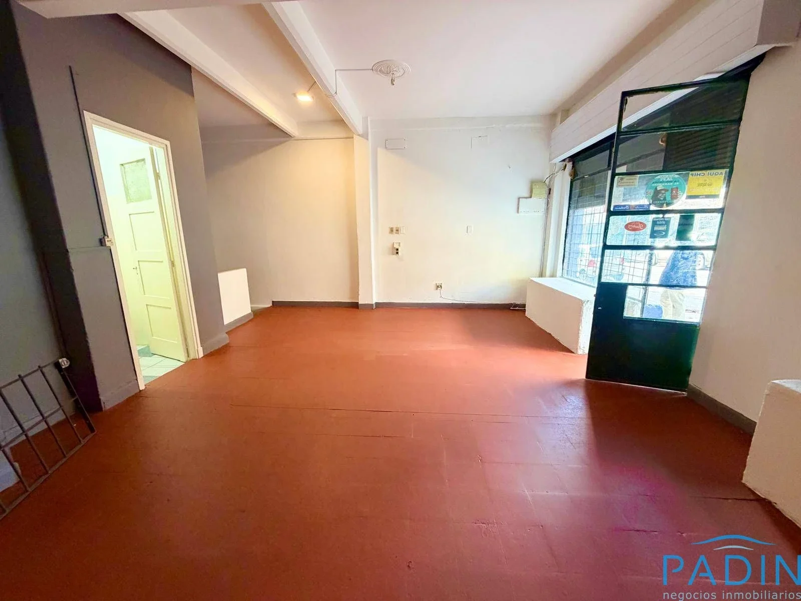 Local Comercial en venta ubicado en Tres Cruces - Imagen 2