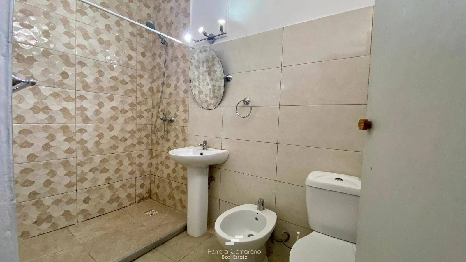 Apartamento en alquiler en Shangrilá - Imagen 4