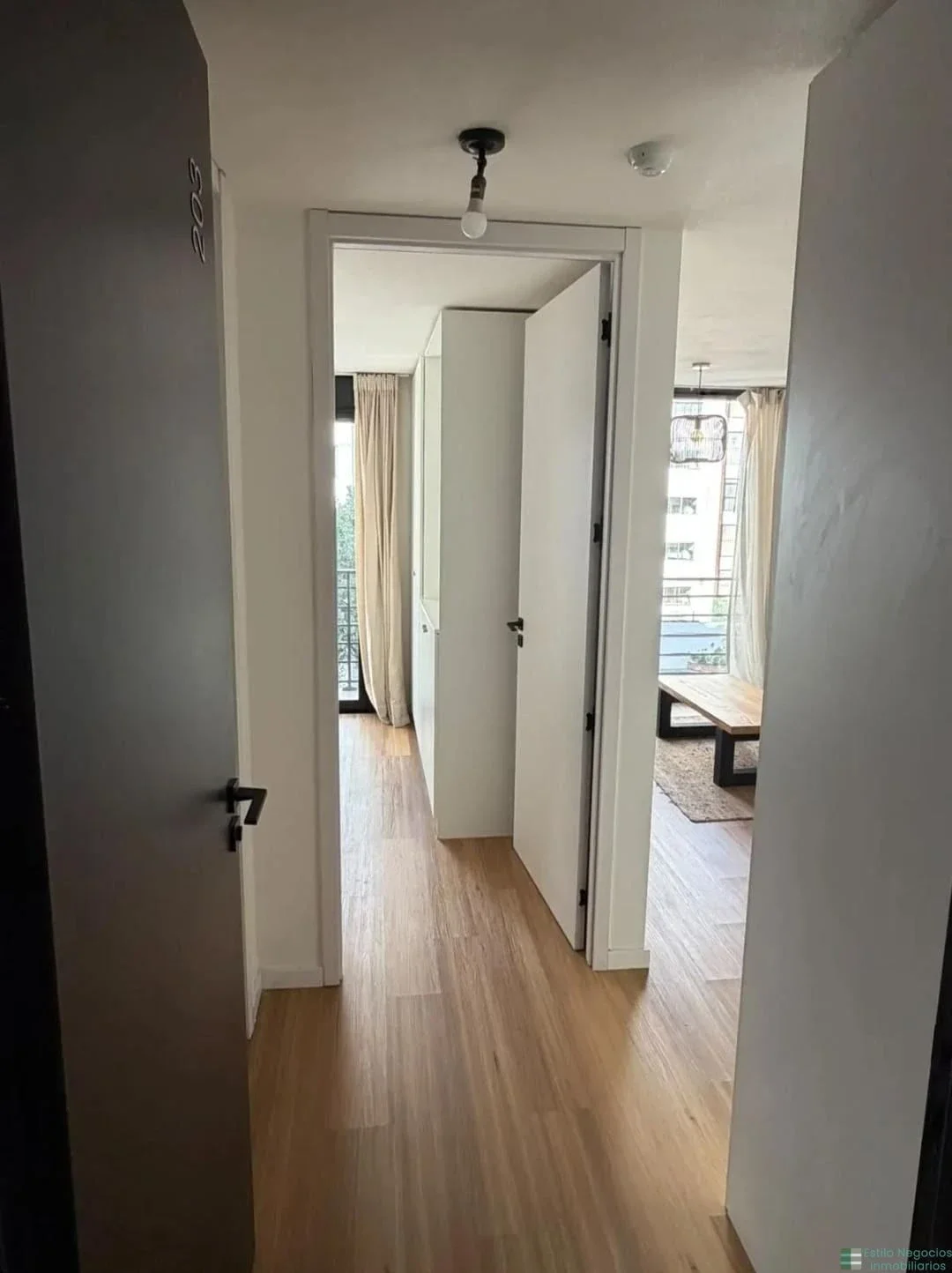 Apartamento en alquiler c/ cochera en Puerto Buceo - Imagen 4