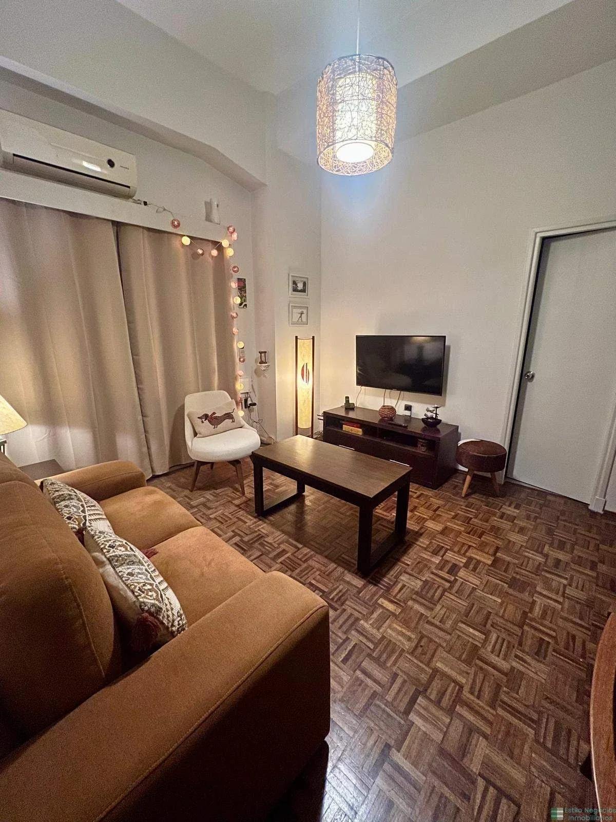 Apartamento en alquiler en Centro se alquila sin muebles - Imagen 1
