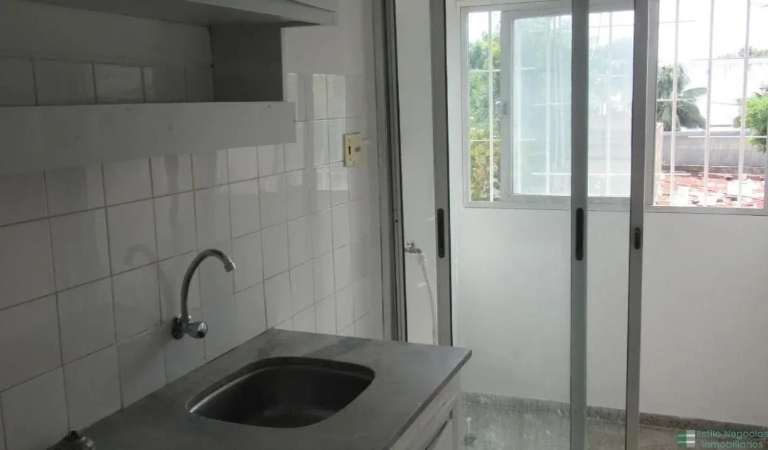 Apartamento en alquiler en La Blanqueada - Imagen 2